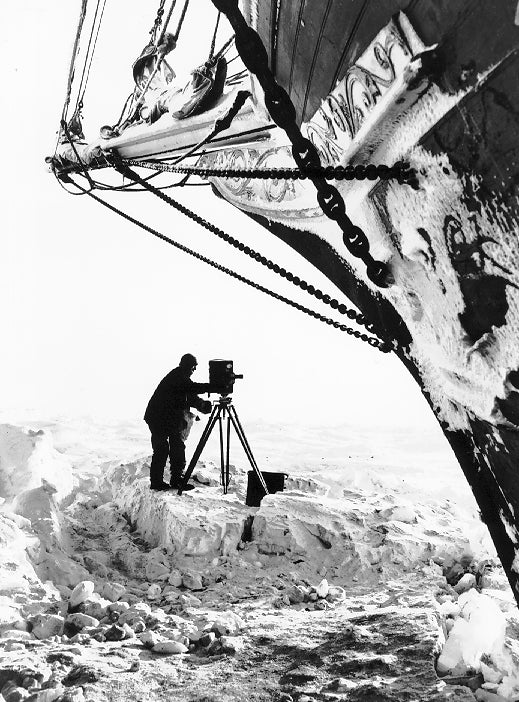South: Ernest Shackleton and the Endurance Expedition